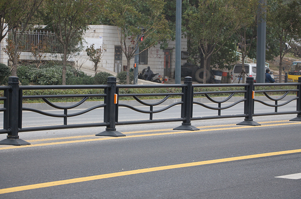 道路护栏哪家便宜|漳州不错的道路护栏提供商